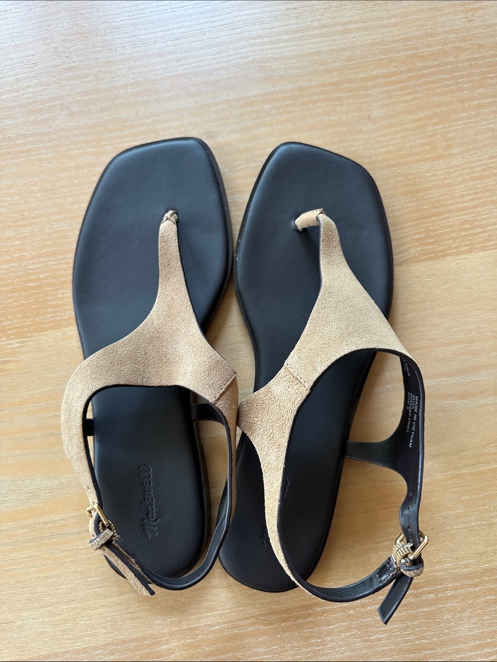 NWOT Madewell The Kira Covered Thong Sandal